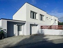 Prodej  rodinného domu 189 m², pozemek 261 m²
